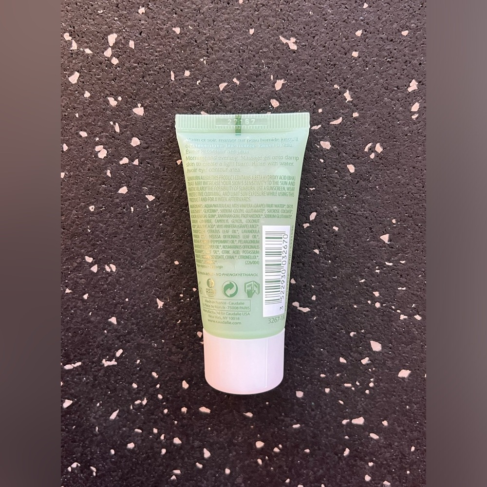 CAUDALÍE | Vinopure Pore Purifying Gel Cleanser 30mL - Picture 5 of 5